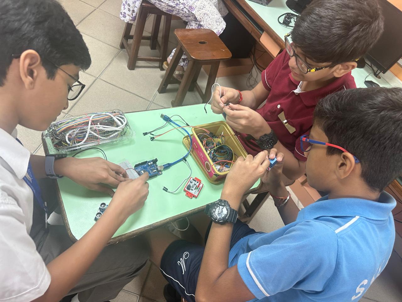 Mayoor Innovators Illuminate Viksit Bharat Buildathon 2025! 